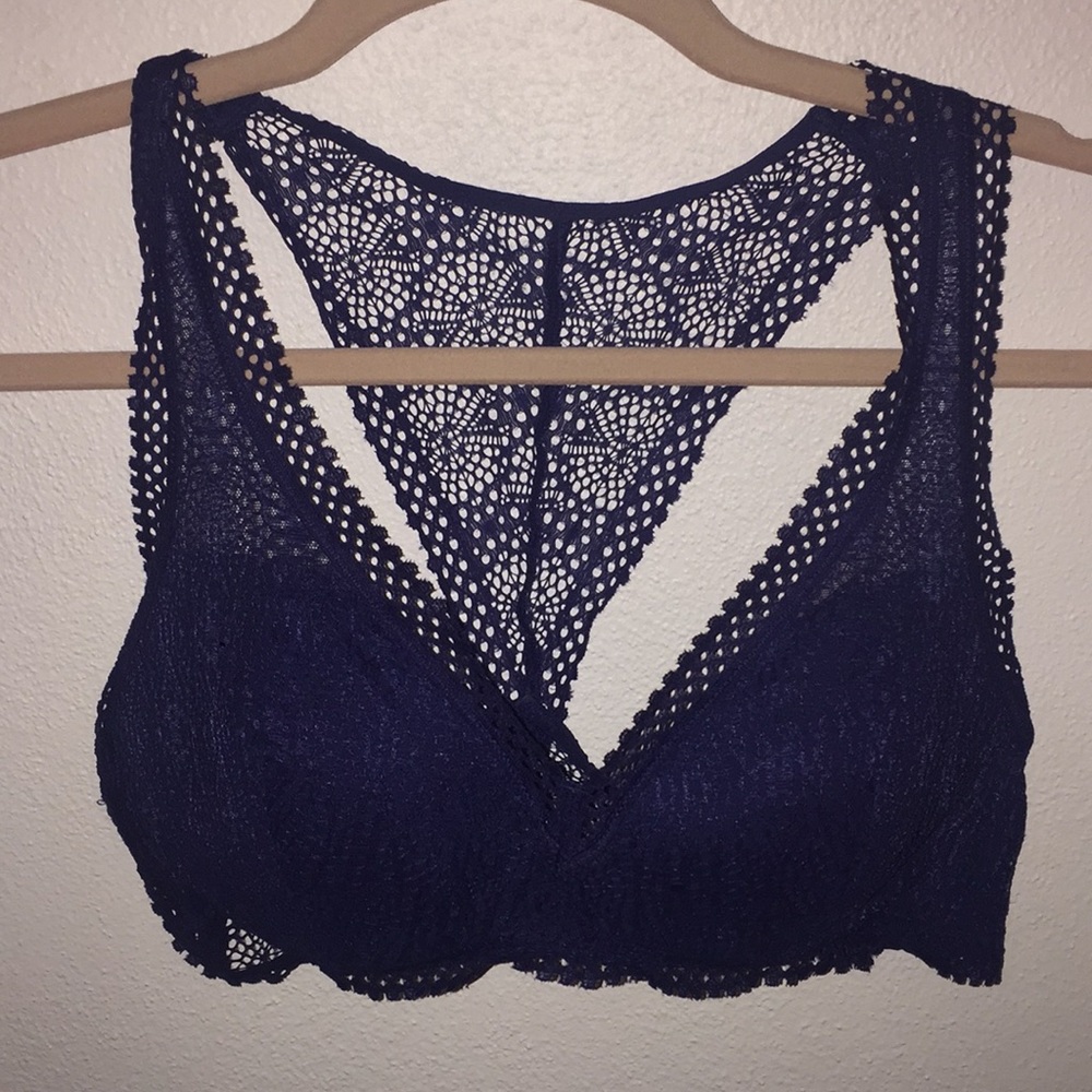 Victoria Bralette